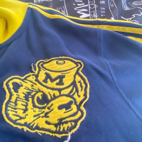 Vintage Adidas Zip Up/ Size M - Picture 3 of 3